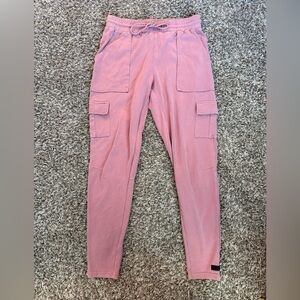Alphalete Women’s Cargo Joggers Size